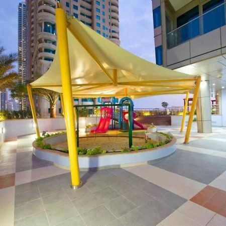 1 Bed Apartment With Sea View, Pool, Gym & Free Parking In Dubai Marina Luaran gambar