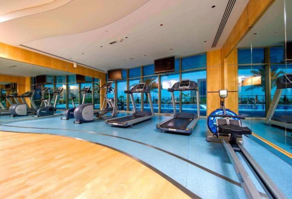 1 Bed Apartment With Sea View, Pool, Gym & Free Parking In Dubai Marina Luaran gambar